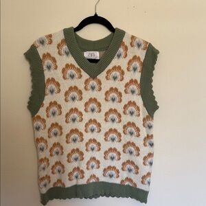 Zara Green and Cream Patterned Vest